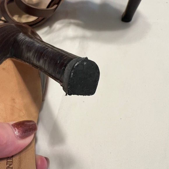 Manolo Blahnik brown heels Size 9/40 - Picture 4 of 9